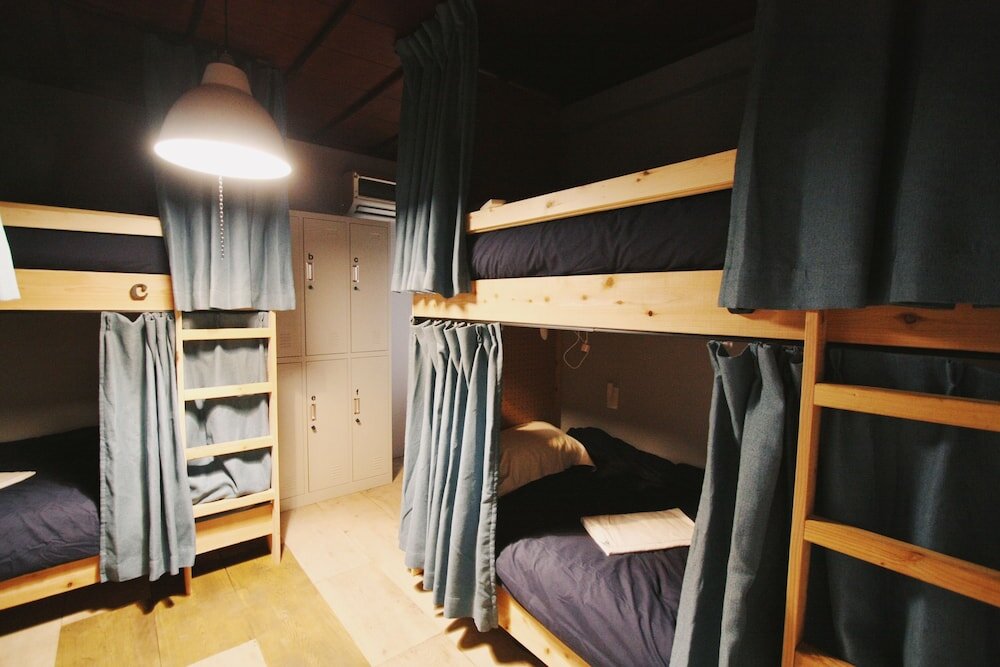 Кровать в общем номере (женский номер) Beppu hostel&cafe ourschestra