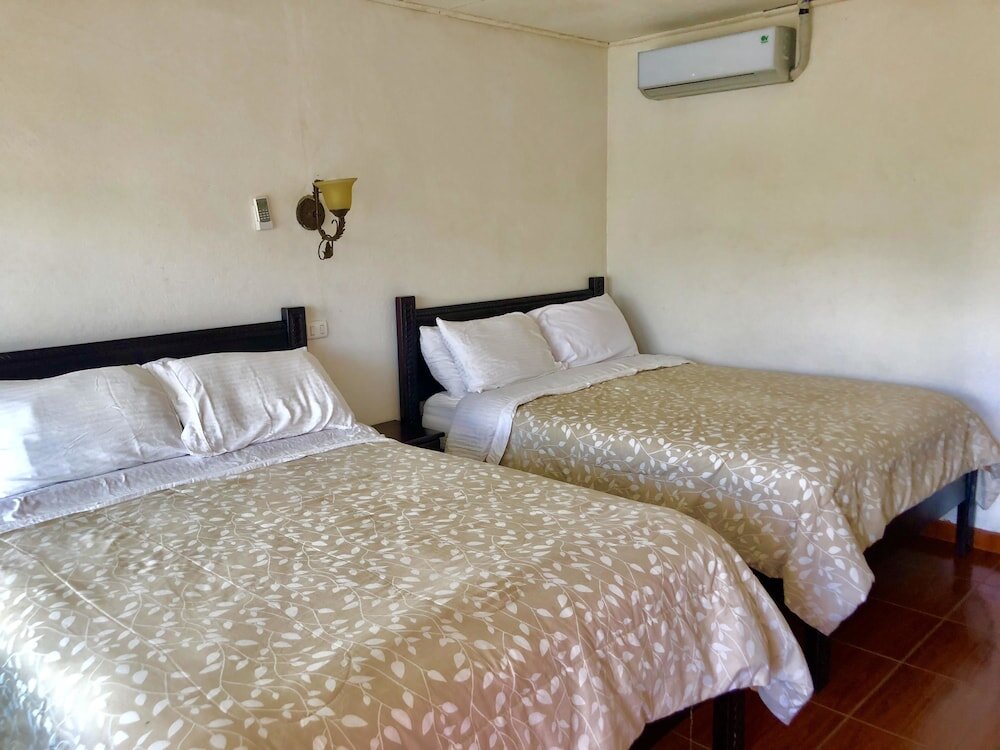 Четырёхместный номер Standard с балконом Hotel Cielo Azul Resort