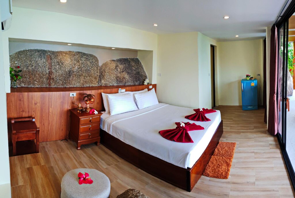 Двухместная студия Premier Цокольный этаж c 1 комнатой с балконом и с видом на океан Laem Sila Resort