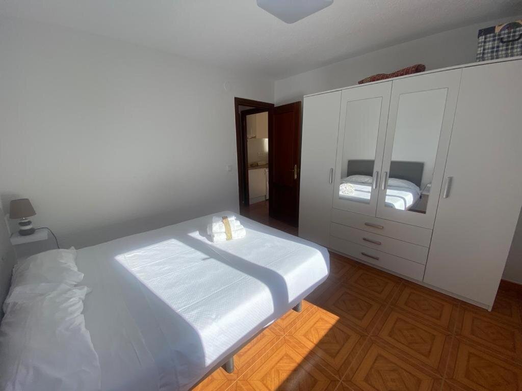 Апартаменты c 1 комнатой Piso a 50m de la Playa en Somo con Garaje Privado