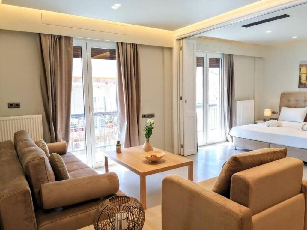 Апартаменты c 1 комнатой Luxurious Minimal Apartment in Acropolis