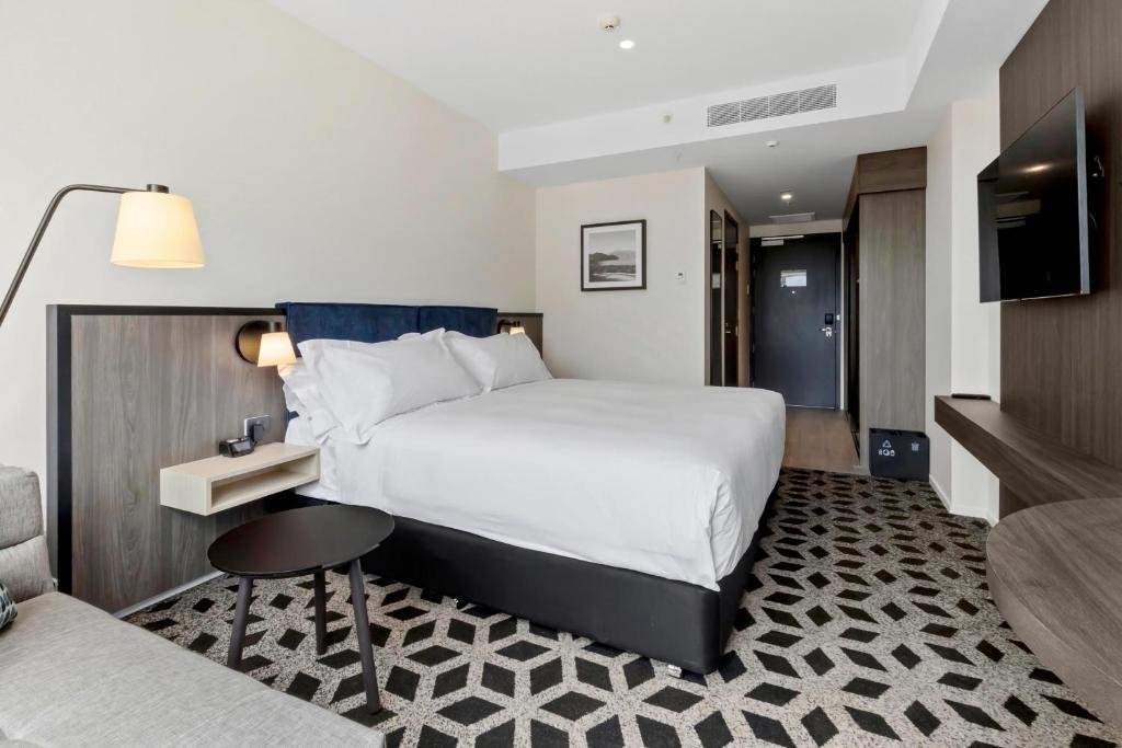Standard Doppel Zimmer mit Bergblick Holiday Inn Queenstown Remarkables Park