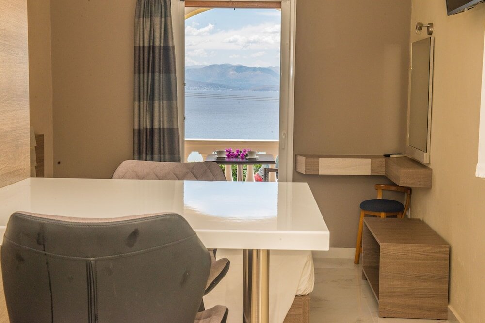 Supérieure studio avec balcon et Vue mer Dionysos Apartments