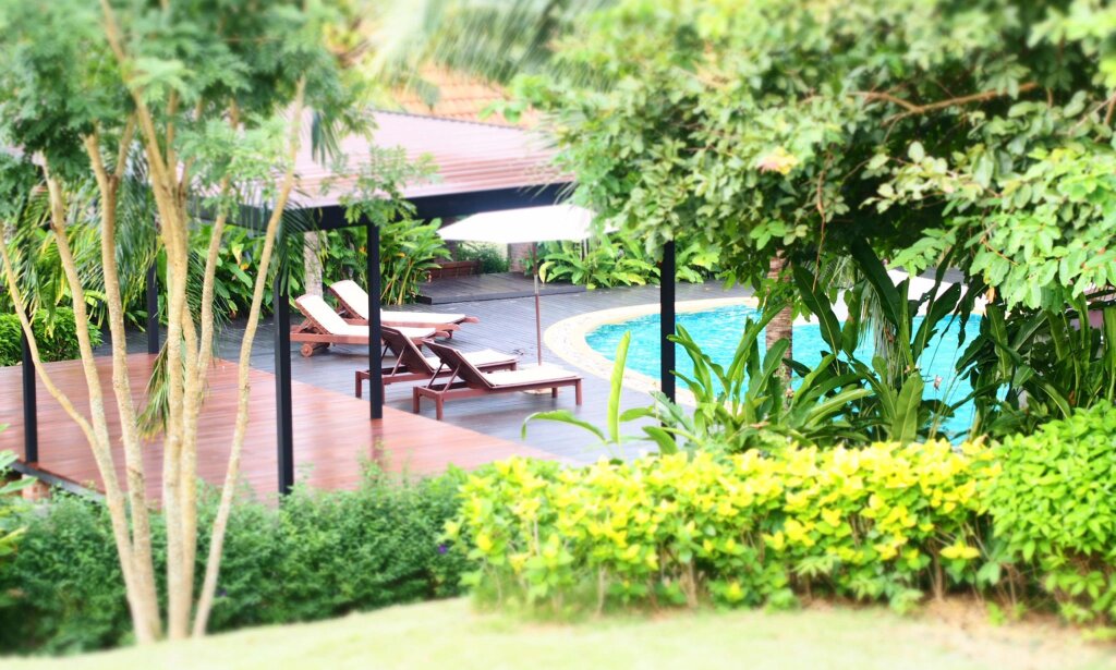 Семейный люкс с 2 комнатами Отель Tropicana Lanta Resort