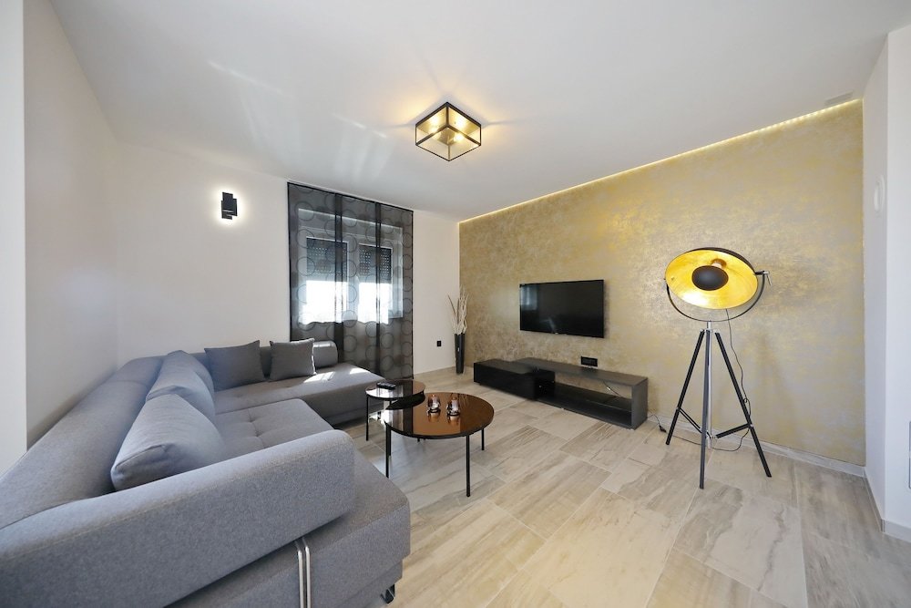 Апартаменты Premium Luxury Majpruz Suites