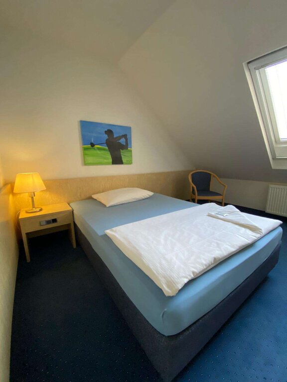 Comfort Single room Fairway Hotel