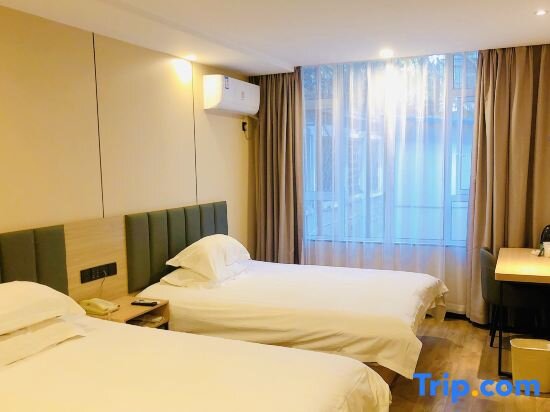 Standard famille chambre GreenTree Inn Yangzhou Slender West Lake Wencheng Attic Express Hotel
