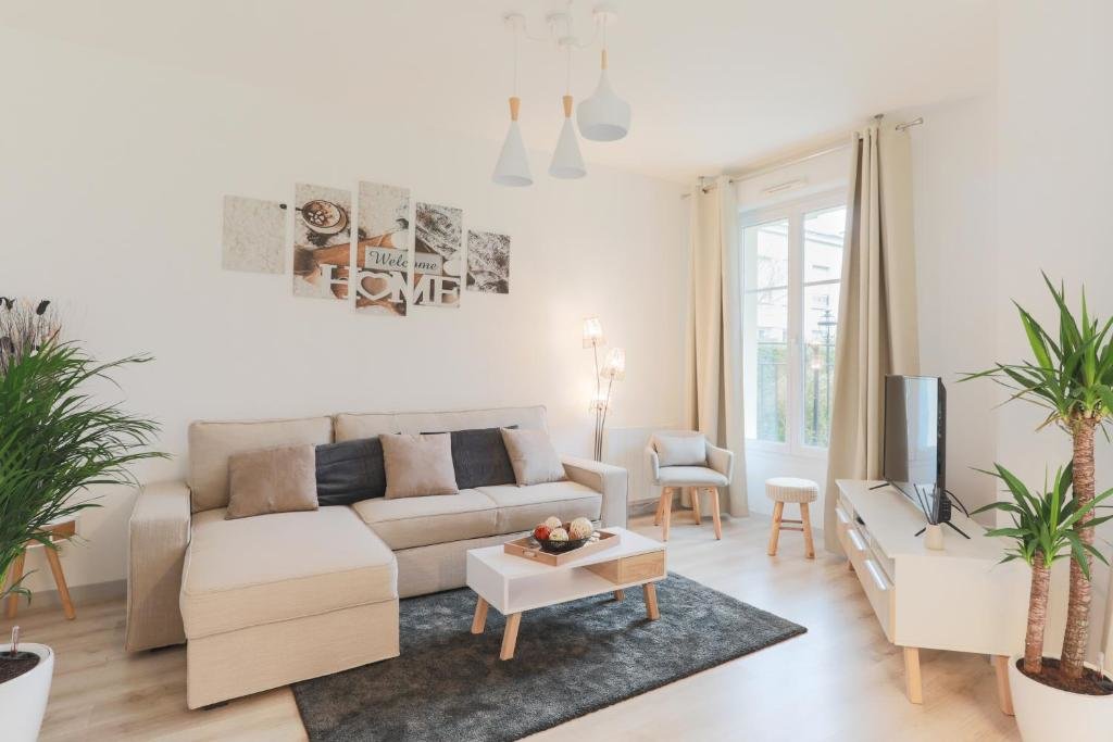 Apartamento Lovely Cosy Apartment Terrace - 5 min DISNEYLAND Paris