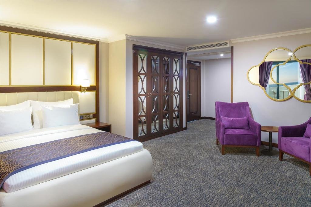 Deluxe Doppel Zimmer mit Meerblick Ramada Plaza