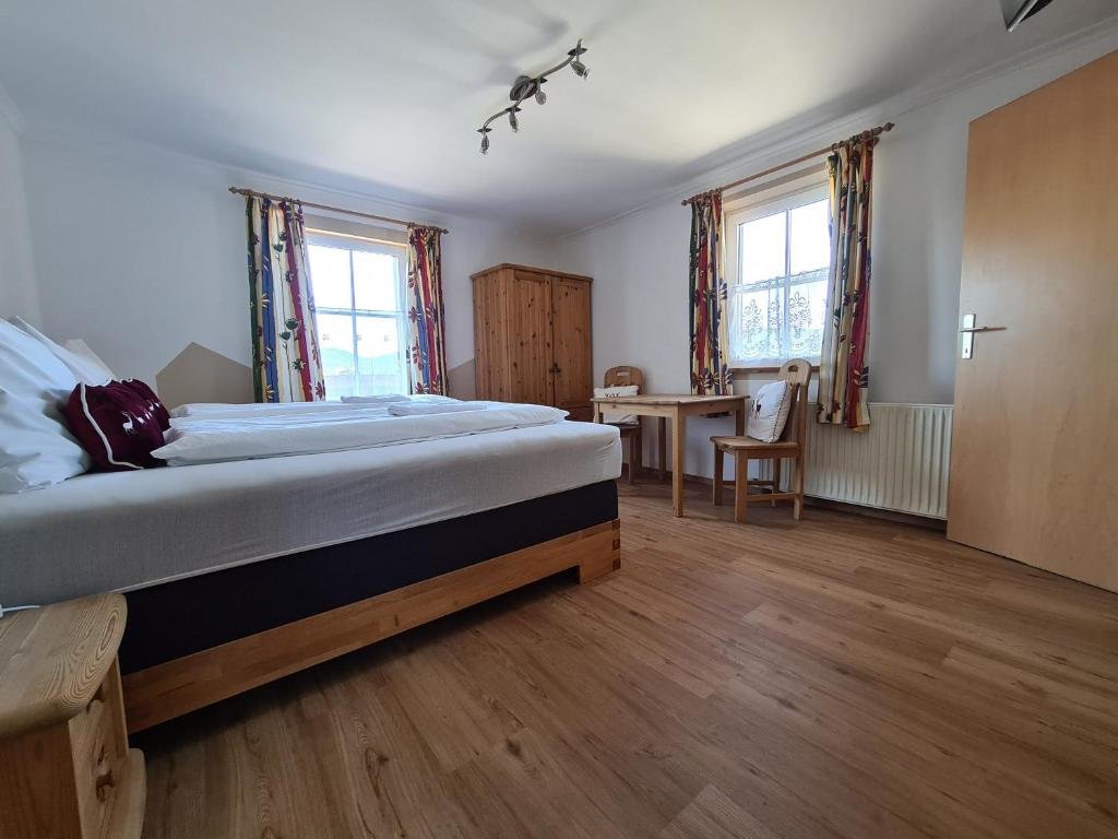Standard Double room with mountain view Pension Bachseitenhof
