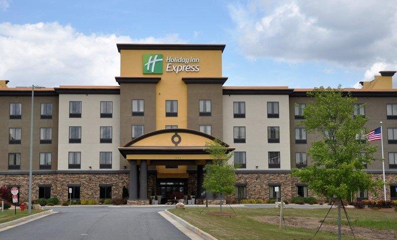 Люкс с 2 комнатами Holiday Inn Express & Suites Perry-National Fairground Area, an IHG Hotel