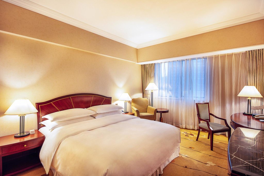 Superior Doppel Zimmer mit Stadtblick Sheraton Chengdu Lido Hotel