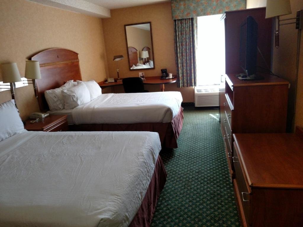 Standard room Holiday Inn Express Wilkes Barre East, an IHG Hotel