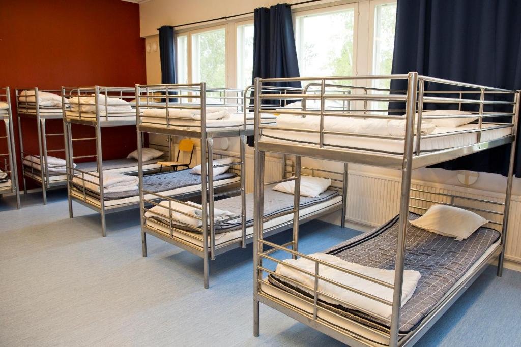 Кровать в общем номере (мужской номер) Godby Vandrarhem