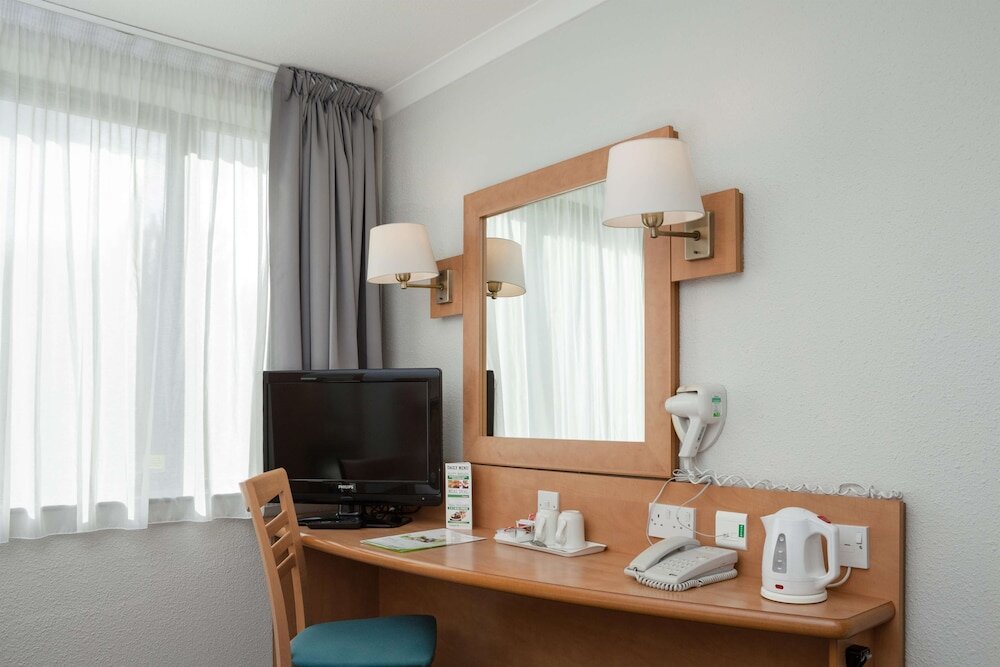 Standard Zimmer Campanile Hotel Dartford