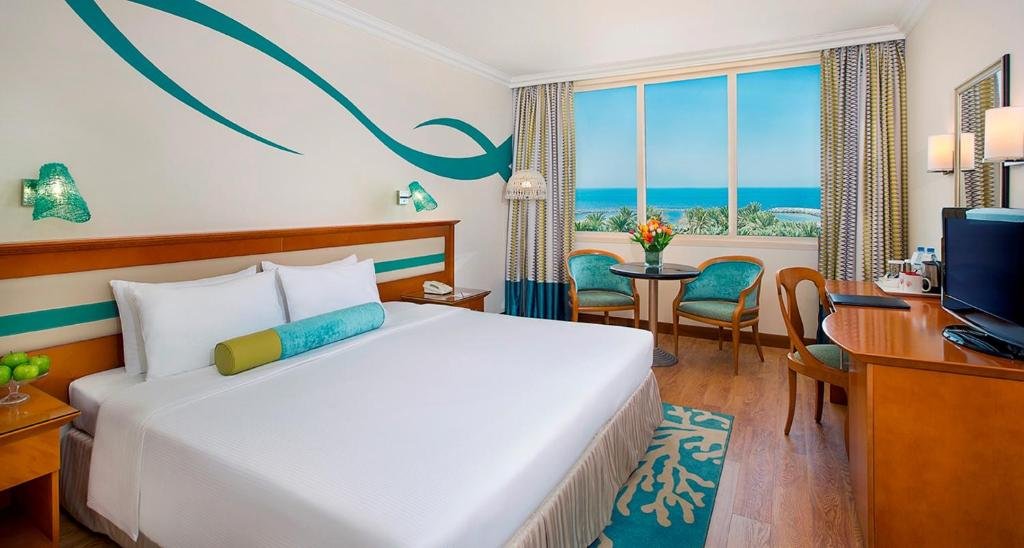 Двухместный номер Standard Coral Beach Resort Sharjah