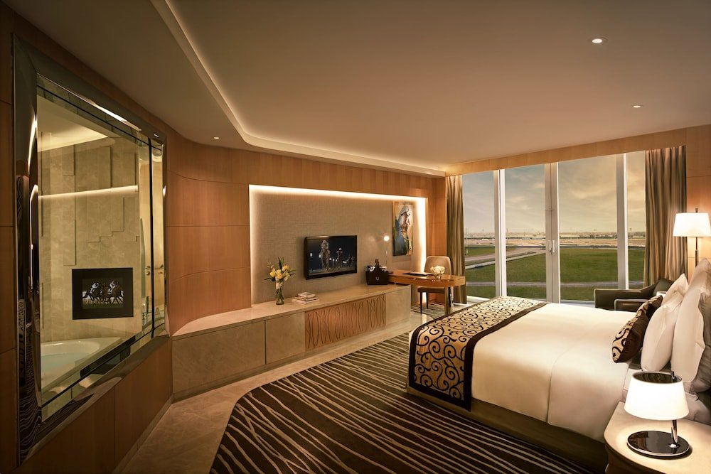 Двухместный номер Grand Superior с балконом The Meydan Hotel Dubai