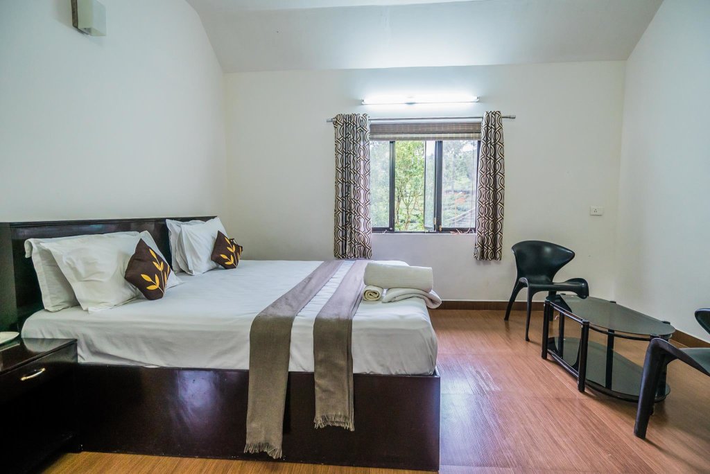 Standard Double room with view OYO 69554 Athidi Holiday Vagamon