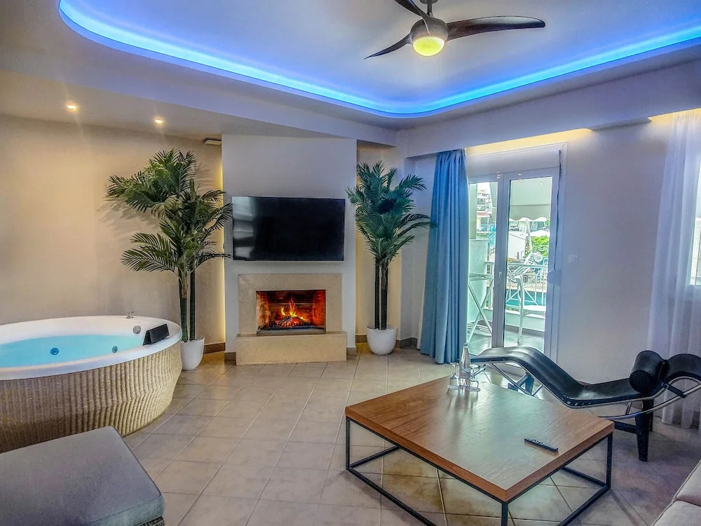 Люкс Deluxe Отель Panorama Suites & Spa Adults Only