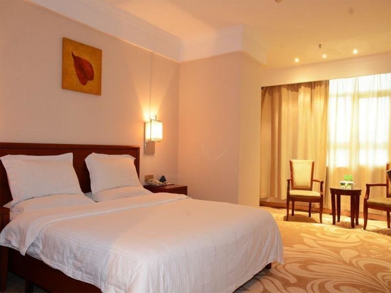 Двухместный номер Standard GreenTree Inn Dongguan Houjie Business Hotel
