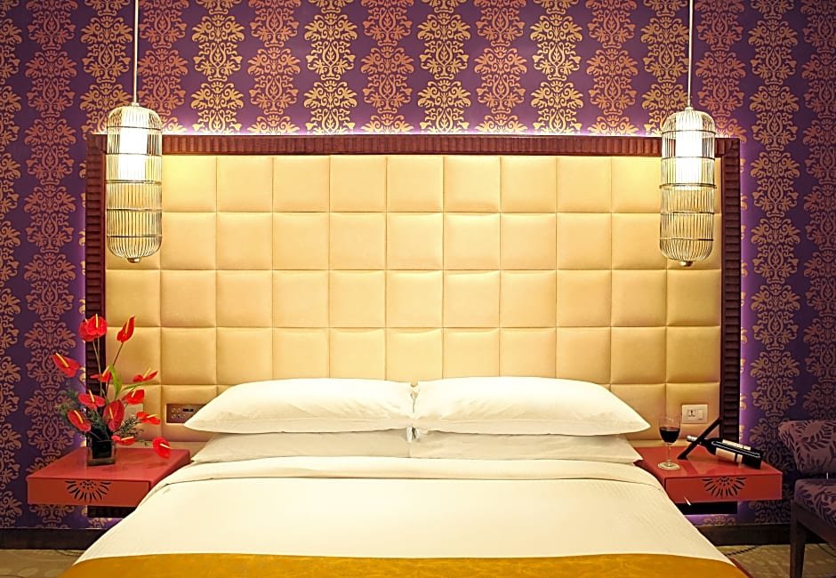 Standard room The Metropolitan Hotel & Spa New Delhi