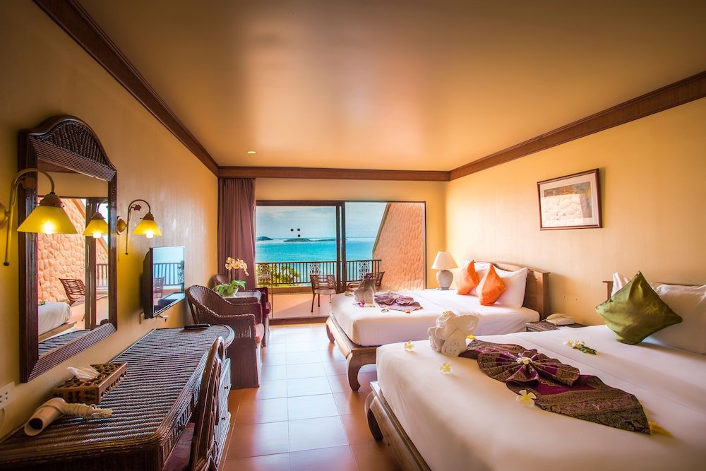 Grandiose quadruple chambre Vue mer Samui Bayview Resort & Spa - SHA Plus