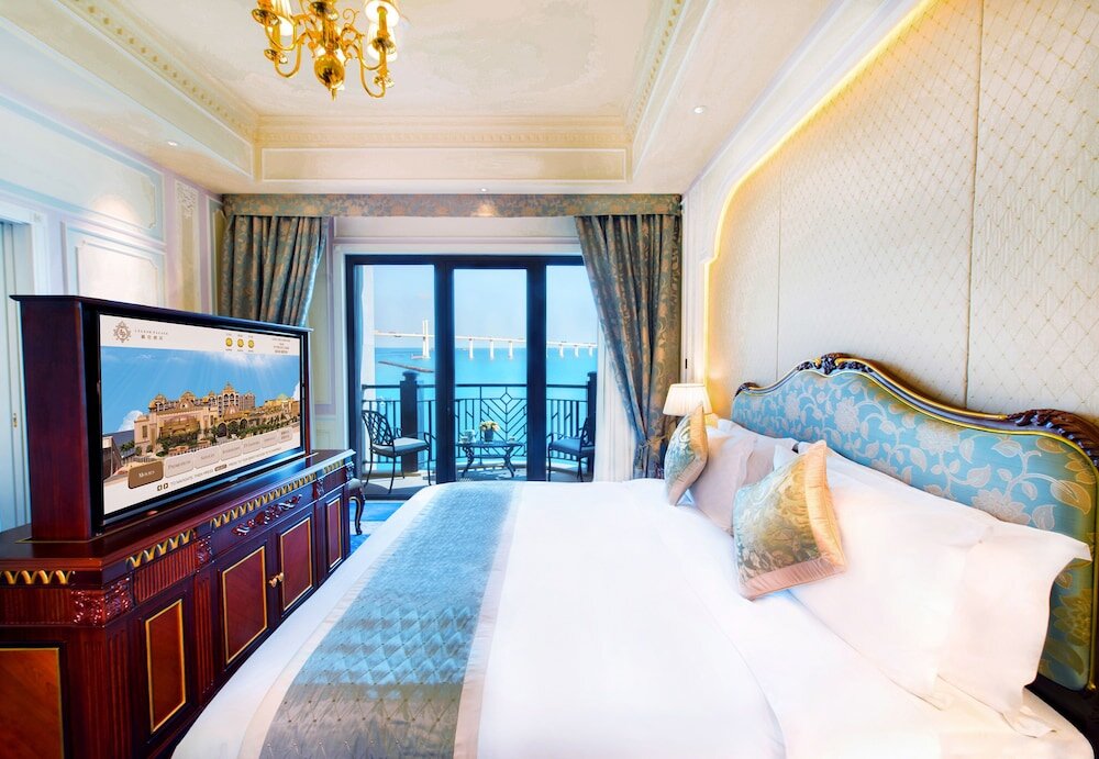 Номер Executive с балконом и с видом на море Legend Palace Hotel
