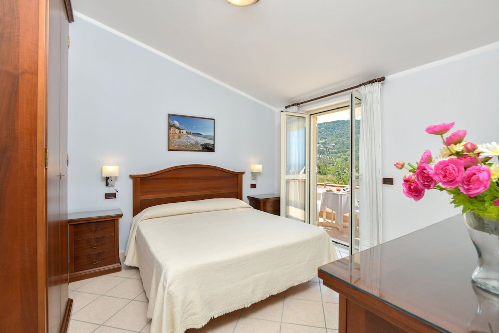 Habitación doble Superior con balcón y con vista al océano Hotel Ristorante Colleverde