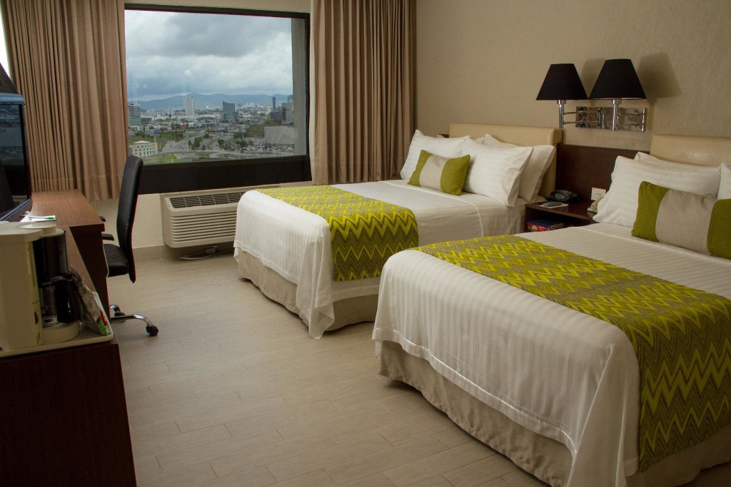 Standard Double room with city view Holiday Inn Puebla La Noria, an IHG Hotel