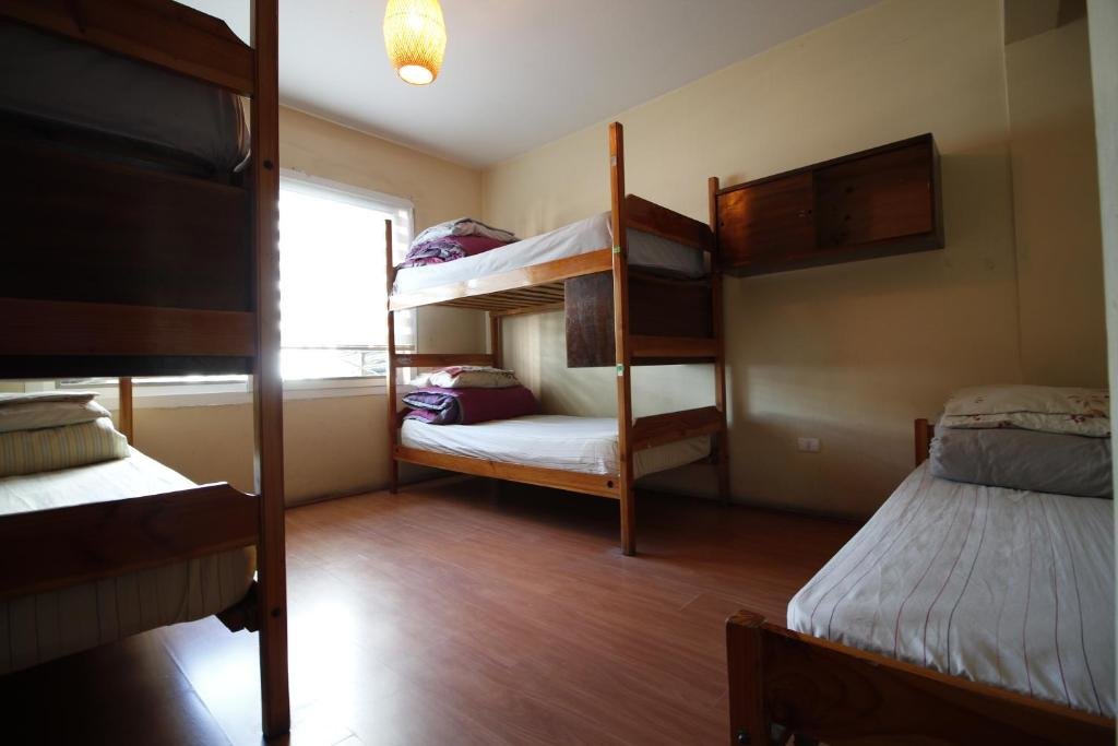 Кровать в общем номере (женский номер) Backpacker's Hostel Iquique