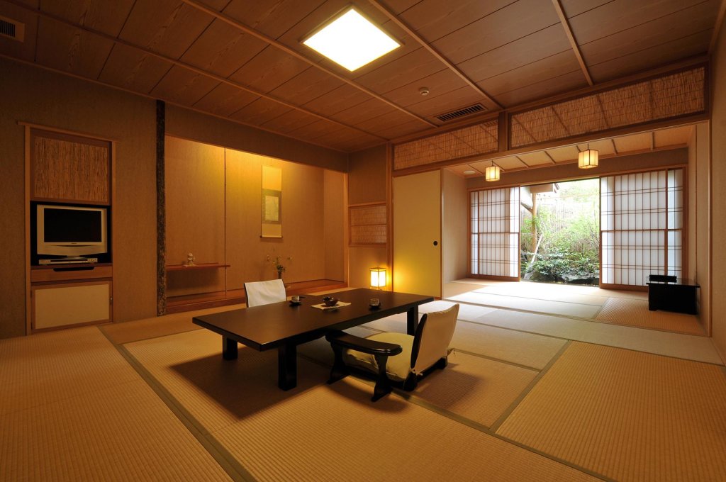 Cama en dormitorio compartido Shima Onsen TSURUYA