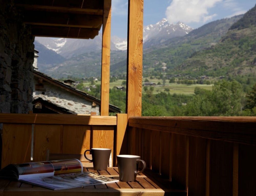 Номер Standard Дуплекс с 2 комнатами с балконом и с видом на горы Le Petit Coeur Residence De Montagne