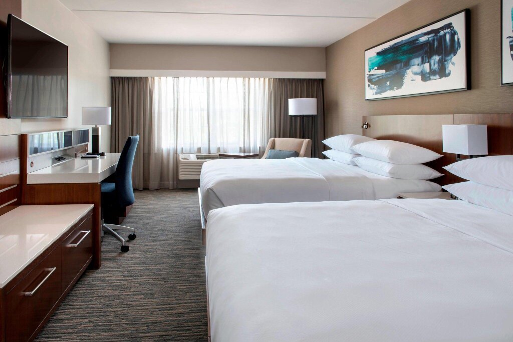 Двухместный номер Standard Delta Hotels by Marriott Basking Ridge