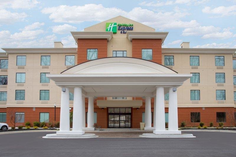 Single Suite Holiday Inn Express & Suites Owings Mills-Baltimore Area, an IHG Hotel
