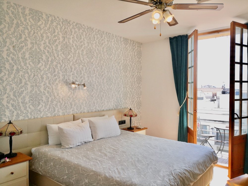 Komfort Doppel Zimmer mit Balkon und mit Gartenblick Privat Hotel Liberty Sitges