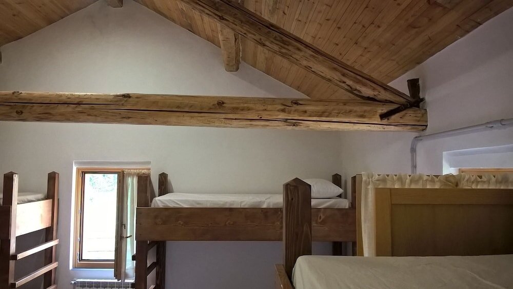 Cama en dormitorio compartido Rifugio Casermette del Monte Penna