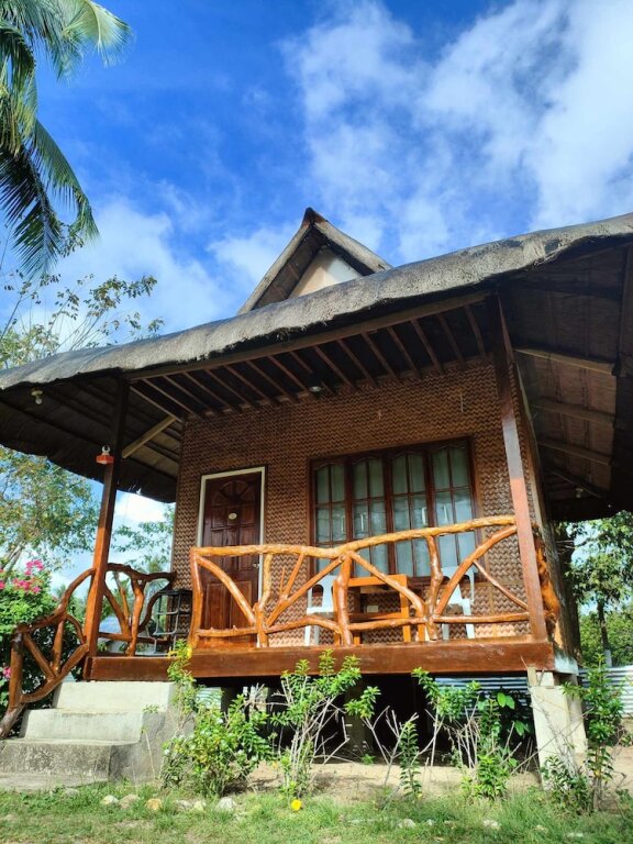 Cottage with balcony JuRiSu Resort