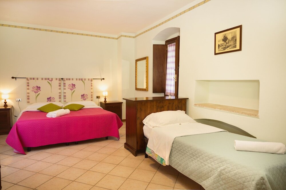 Standard triple chambre Hotel Rocca Ranne