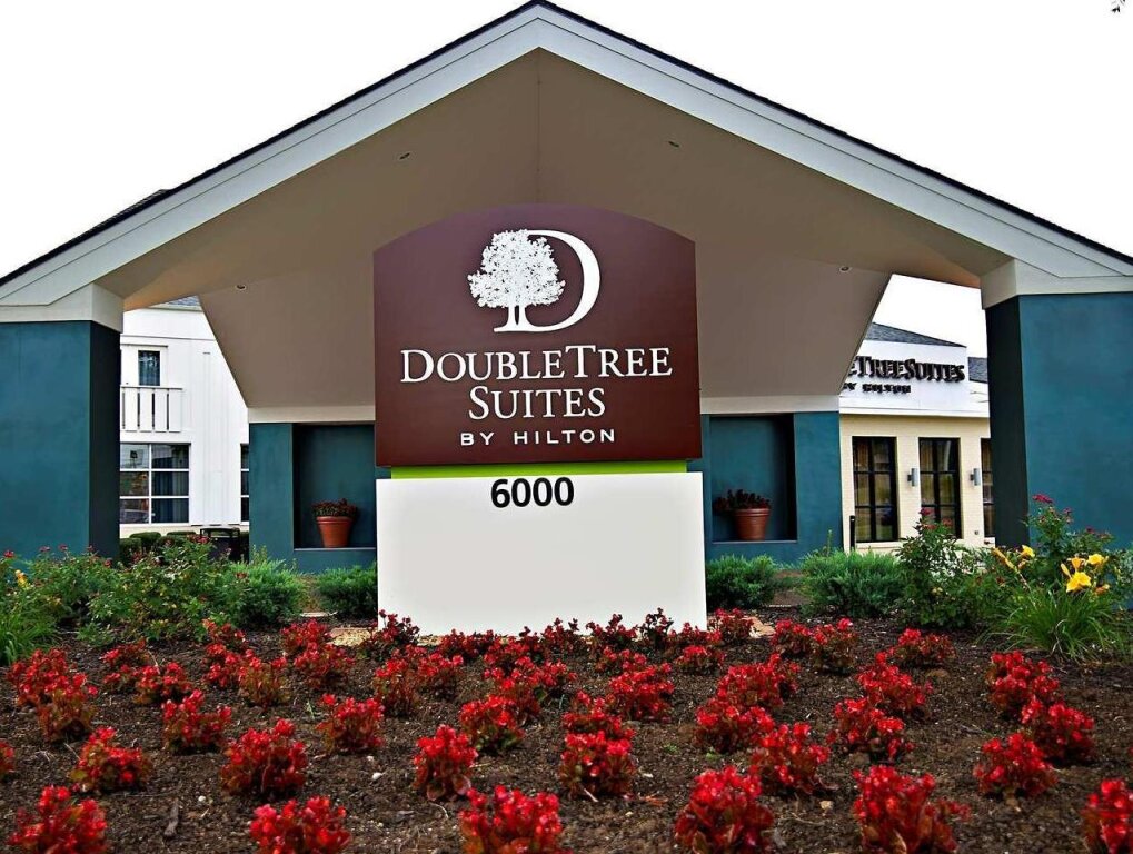 Номер Standard DoubleTree by Hilton Huntsville-South