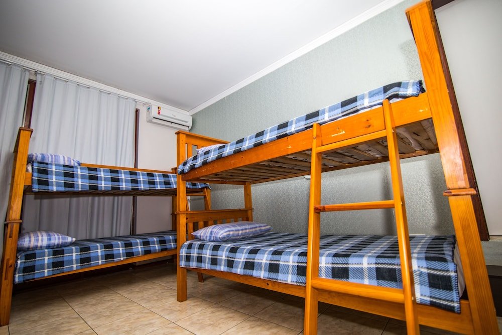 Кровать в общем номере (женский номер) Made In Brazil Hostel