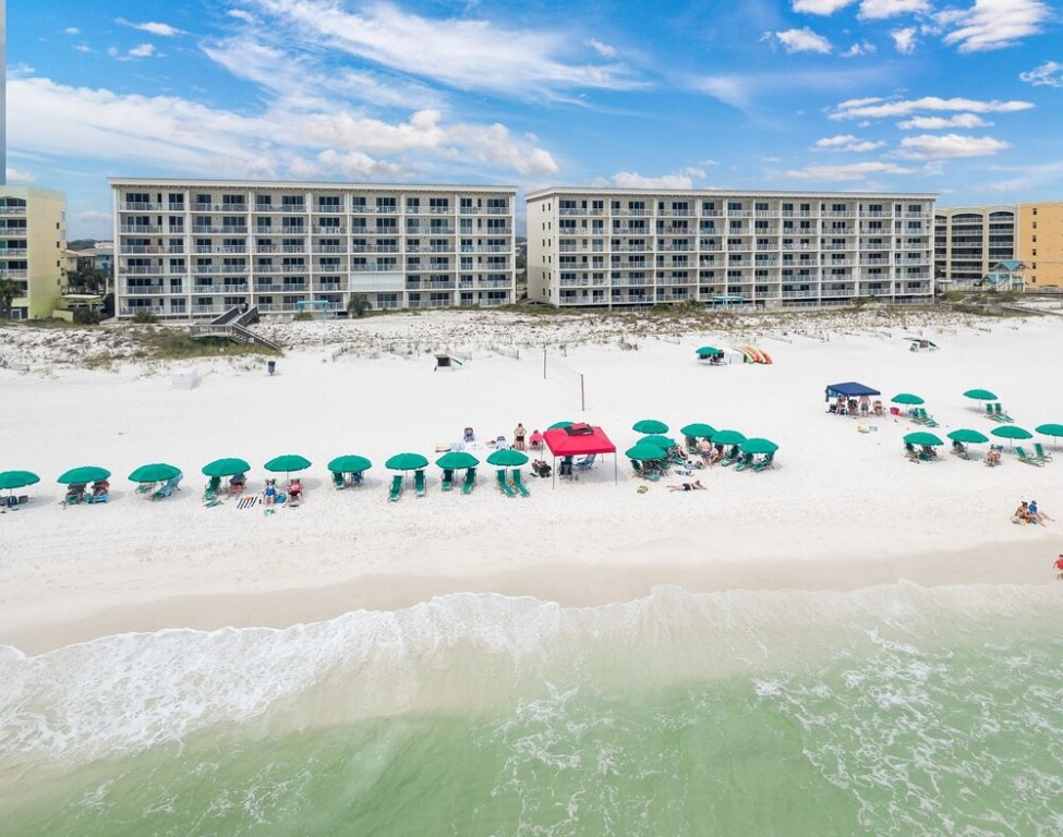 Standard room Gulf Dunes 610 By Brooks And Shorey Resorts 3 Bedroom Condo by Redawning