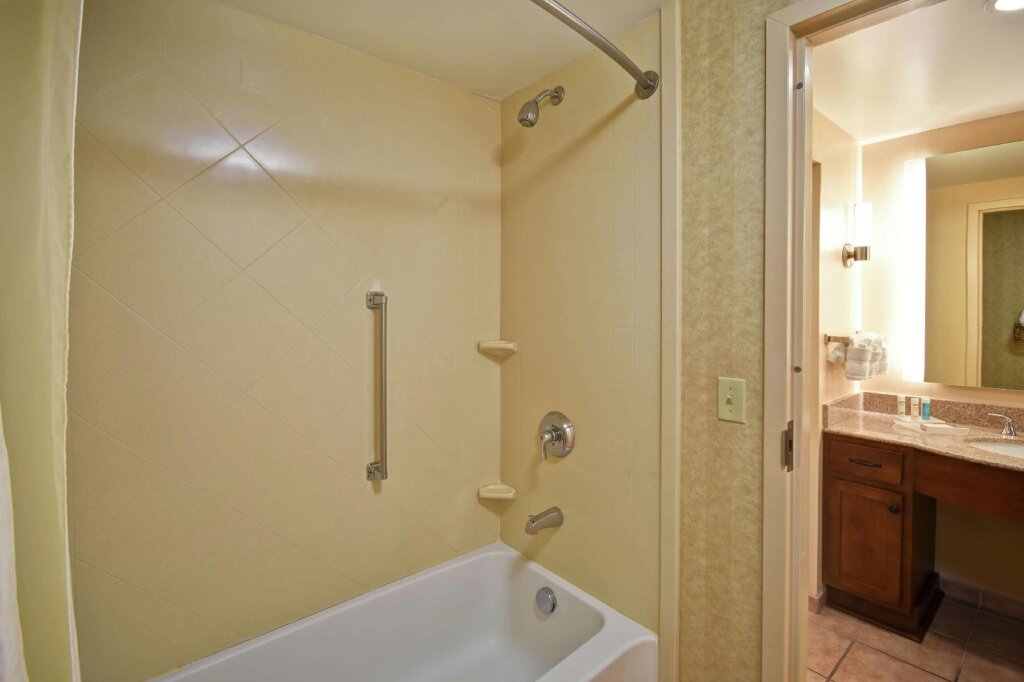 Двухместный люкс c 1 комнатой Homewood Suites by Hilton Lancaster
