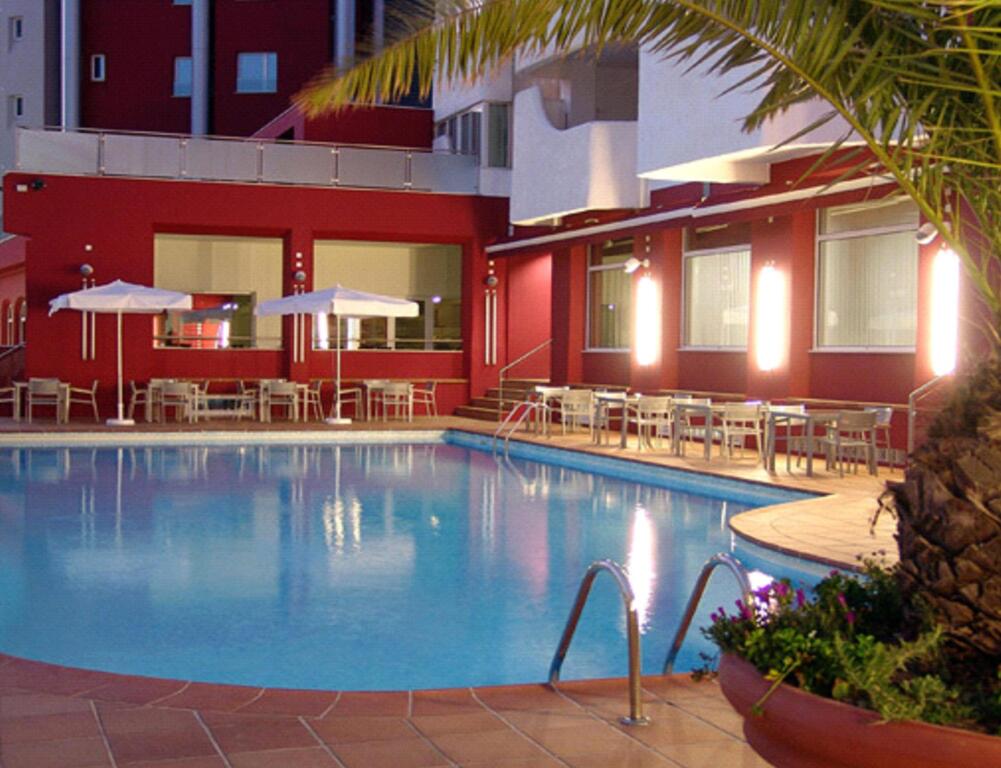 Соле 4 ых. Hotel Quarteira Sol Algarve.