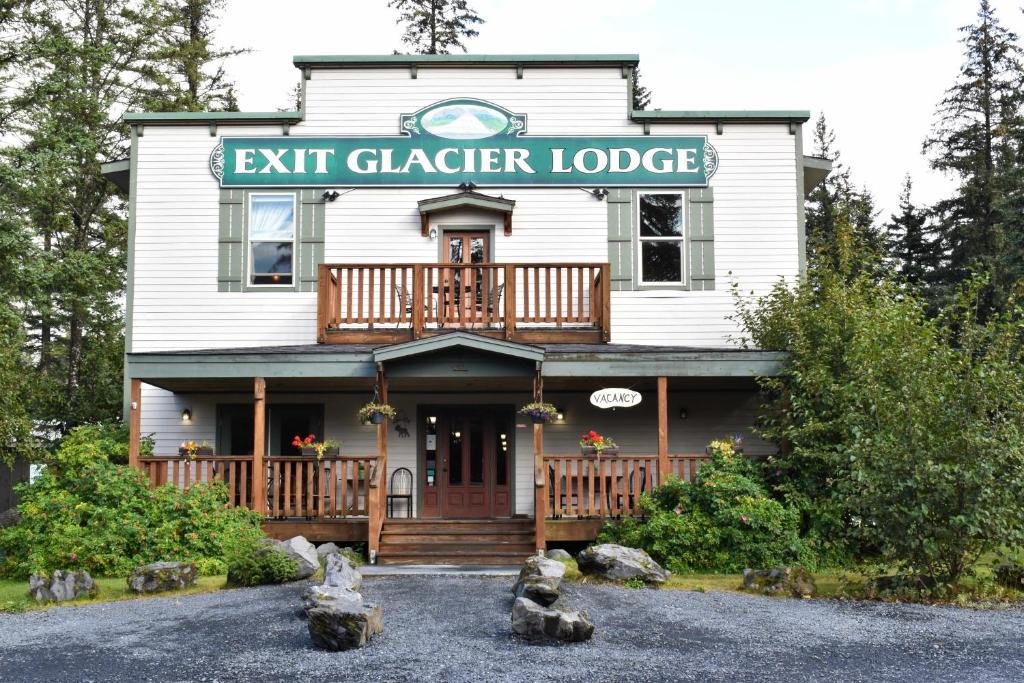 Deluxe room Exit Glacier Lodge