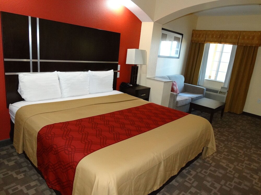 Economy room Regency Inn & Suites - Baytown