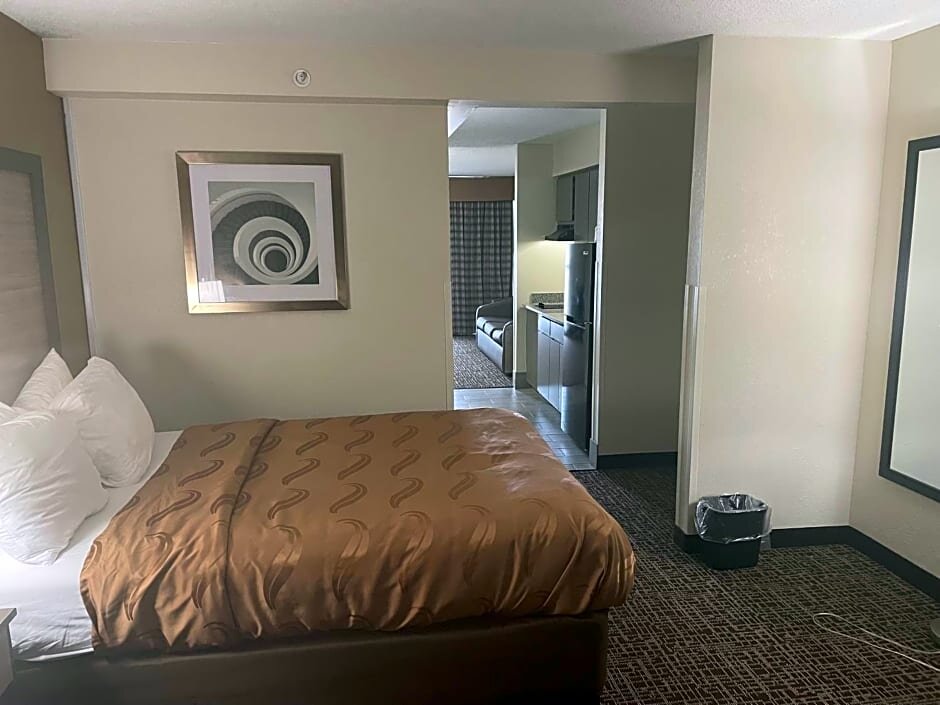 Suite Comfort Inn & Suites Spring Lake - Fayetteville Near Fort Liberty
