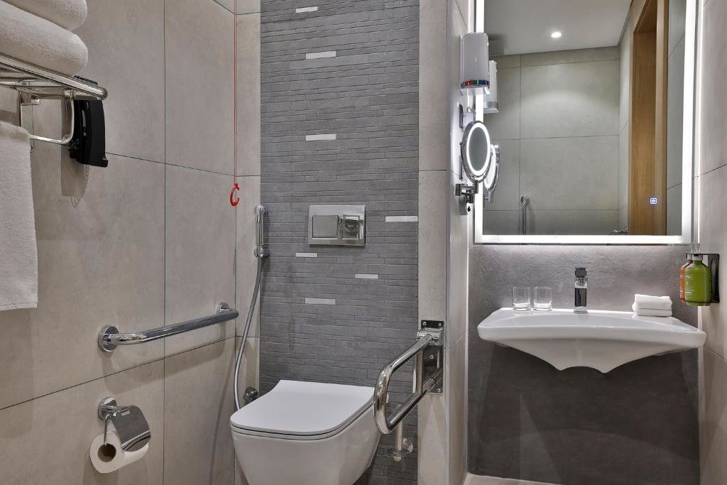 Двухместный номер Standard Holiday Inn & Suites - Al Khobar, an IHG Hotel