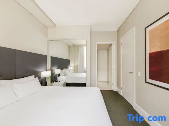 Двухместные апартаменты Premier c 1 комнатой Adina Apartment Hotel Adelaide Treasury