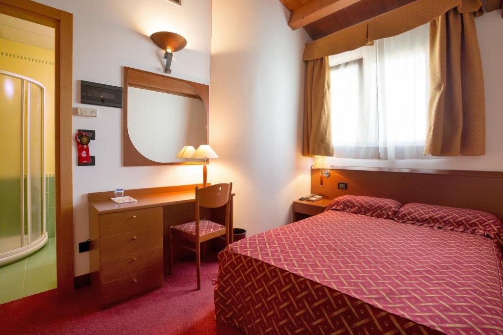 Standard chambre Hotel Marzia Holiday Queen