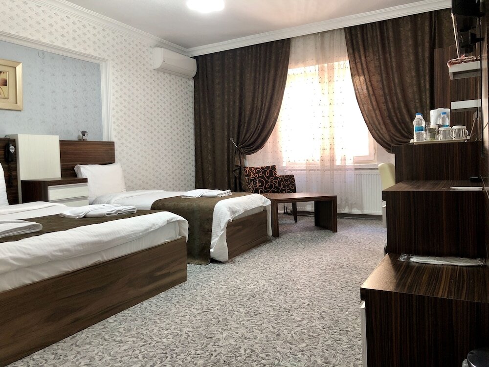 Standard triple famille chambre Vue sur la ville Hotel Fuat